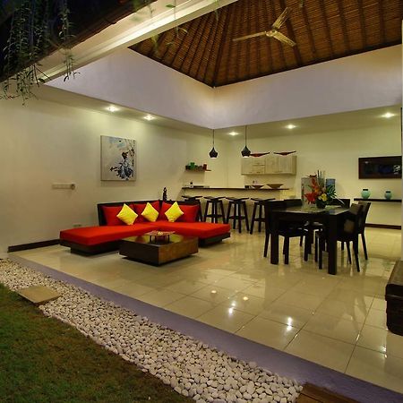 Villa Calypso By Optimum Bali Villas 세미냑 외부 사진